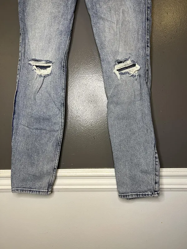 Abercrombie & Fitch Skinny High Rise Jeans Womens 2R Light Wash Distressed Denim - Image 3