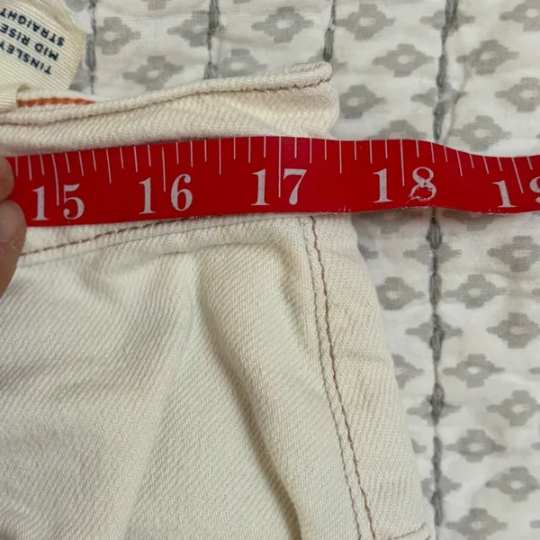 Free People We The Free Tinsley‎ Baggy Mid Rise Straight Leg Jeans Cream 33 NWOT - Image 9