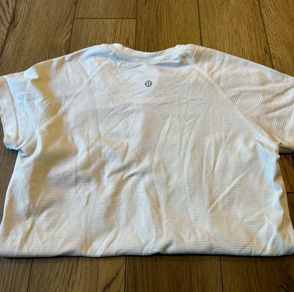 Lululemon Swiftly Tech - Image 3