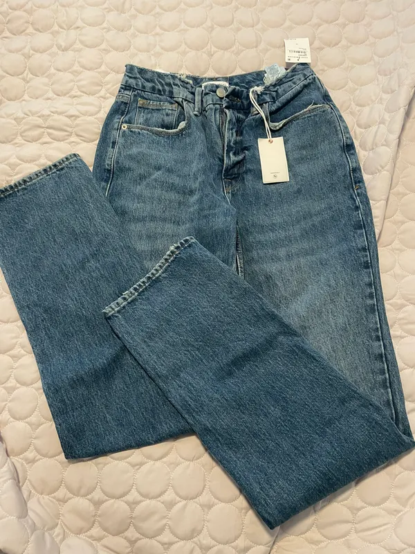 Good American Jeans - Image 2
