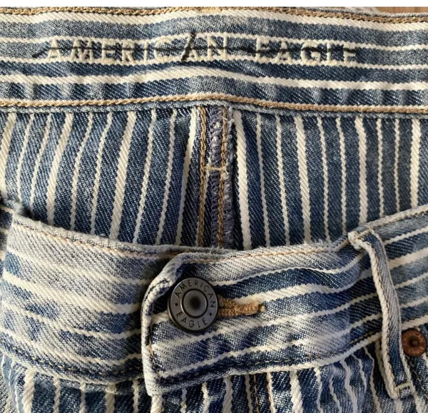 American Eagle Outfitters 90’s boyfriend shorts 16🆕 - Image 9