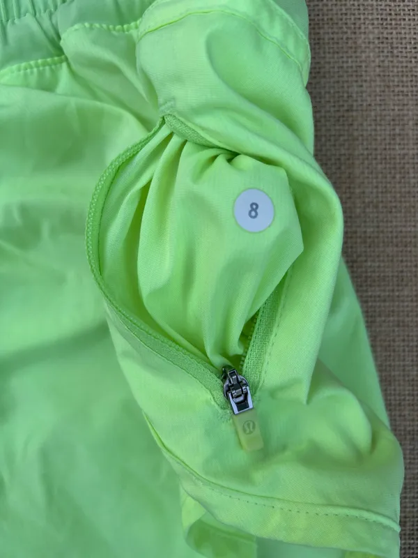 Lululemon Run Size 8 Track Attack Short FLORESCENT GREEN/ YELLOW - Image 4
