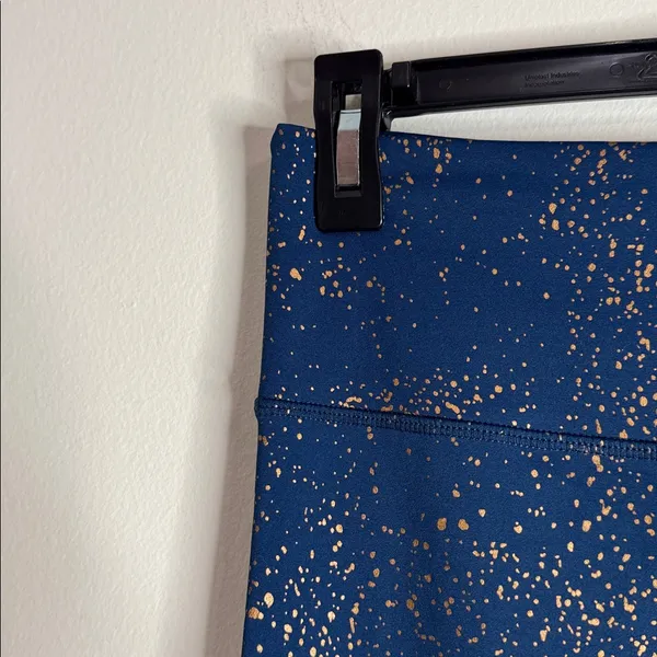 Zyia Active Stay Gold Light & Tight Speckled Crop Leggings size 8-10 - Image 7