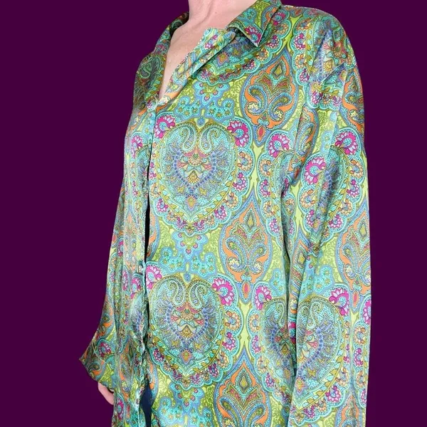 Vintage Y2K Victoria’s Secret Green Abstract Button Down Sleepwear Shirt - Image 8