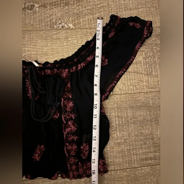 Free People‎ Black Sheer Lace Embroidered Crop Top Tank Medium Purple Festival - Image 3