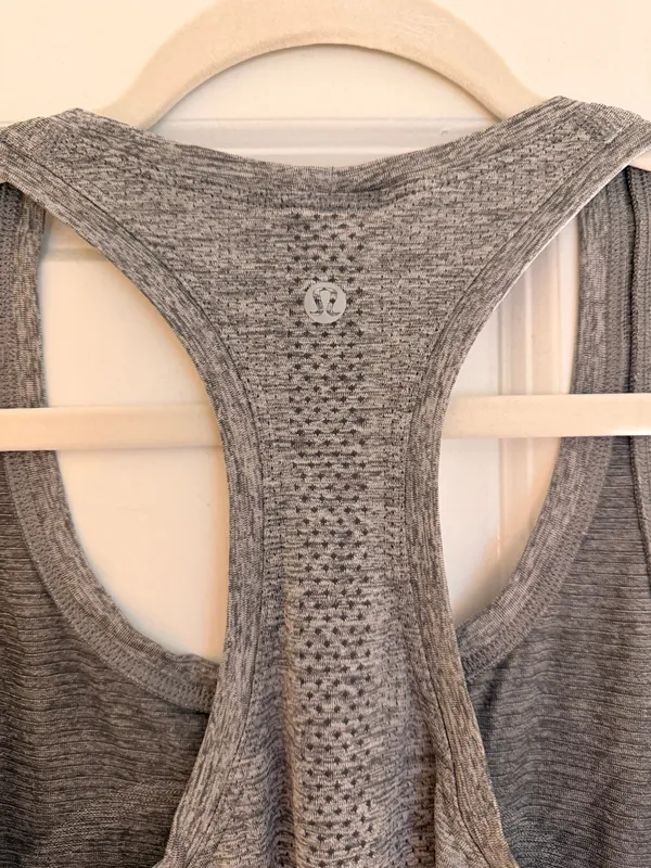 Lululemon Tank Swiftly Tech - Image 4