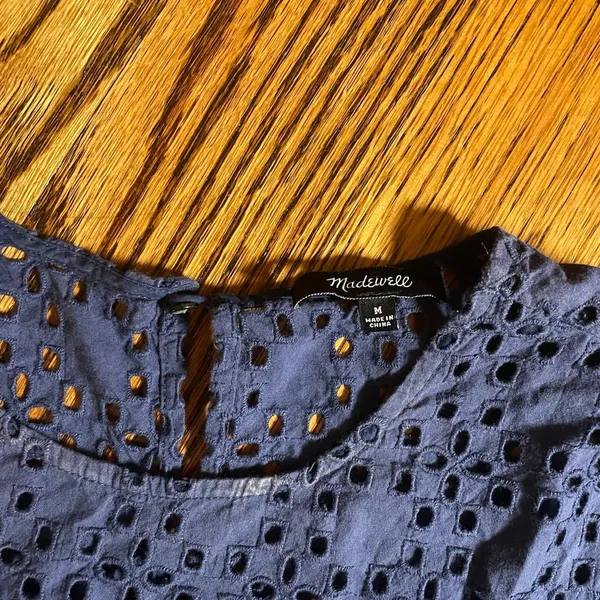 Madewell Eyelet Short Sleeve Top Size M Blue Cotton Blouse - Image 4