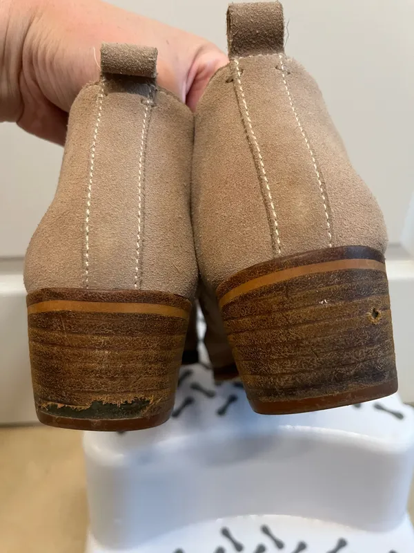 DV by Dolce Vita Booties - Image 6