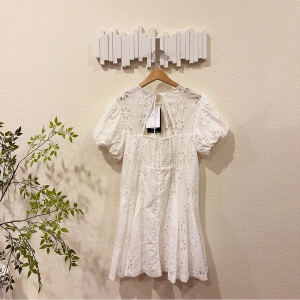En Saison Adina Lace Mini Dress in White Size Small NWT - Image 6