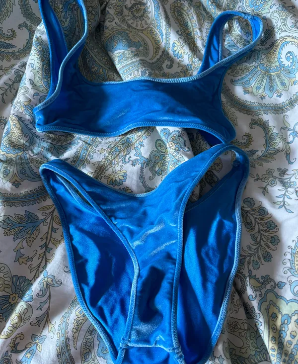 Triangl Blue Velvet Bikini - Image 2
