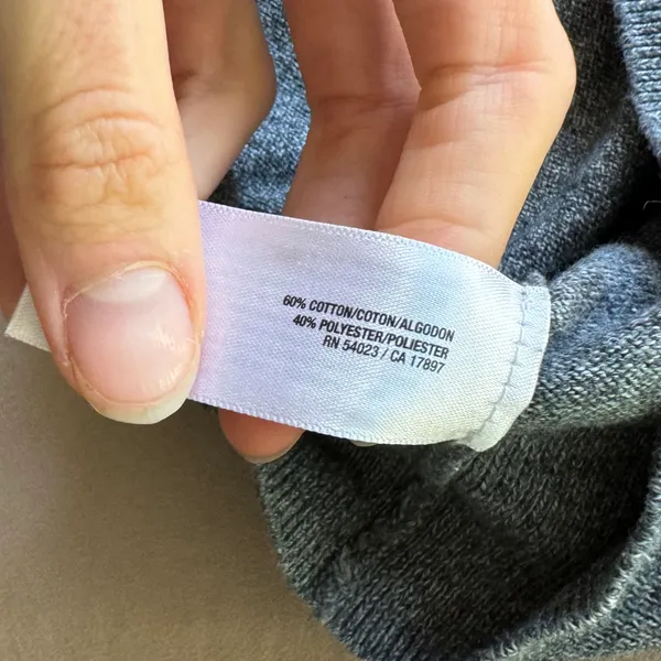 Old Navy V-Neck Sweater - Image 5