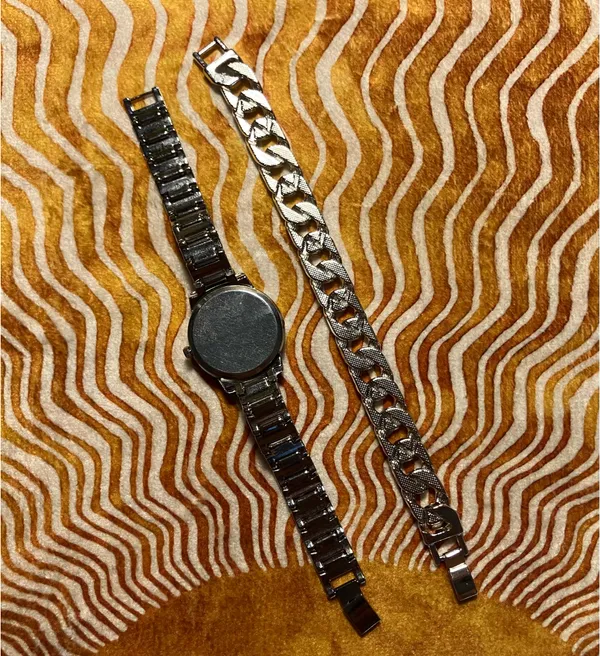 Woman’s Sparkling Silver Watch and Matching Bracelet - Image 3