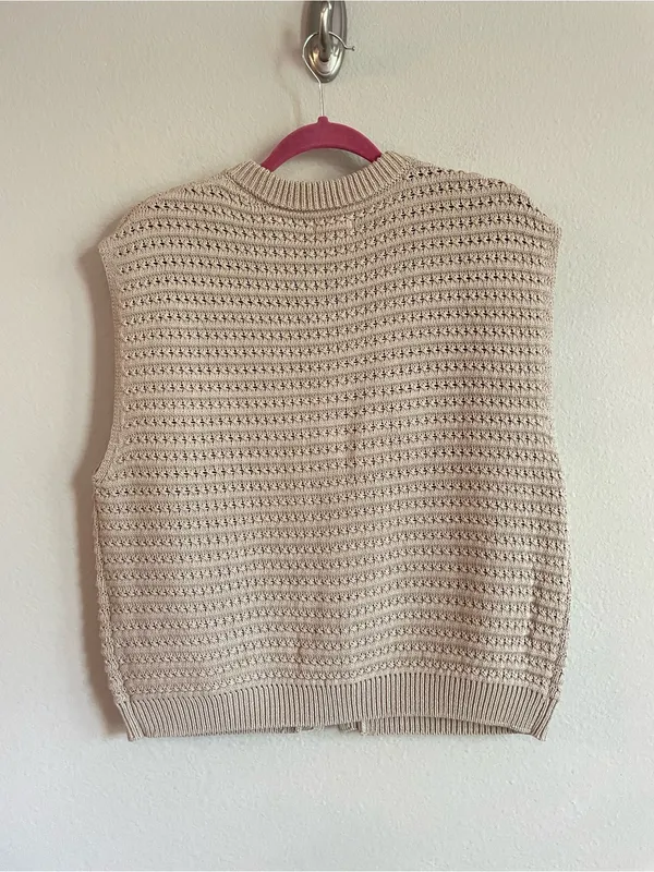 Elan Sleeveless Knit Sleeveless Sweater Cardigan - Taupe Size Medium - Image 6