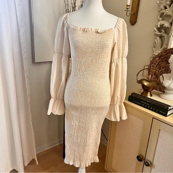 REVOLVE SNDYS‎ Gingham Courtney Dress in Cream Size 8 Smocked Midi - Image 4