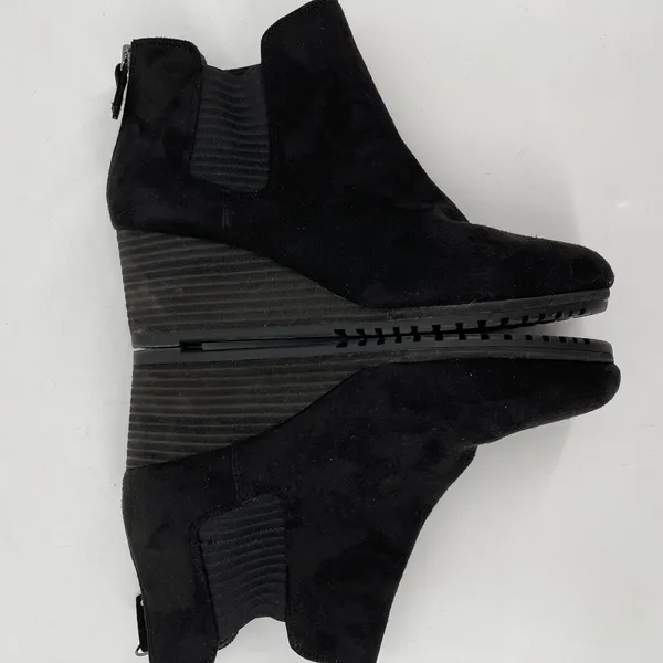 Dr. Scholls Black Faux Suede Ankle Boots Wedge Heel‎ Zip Up Comfort Shoes Sz 9.5 - Image 3