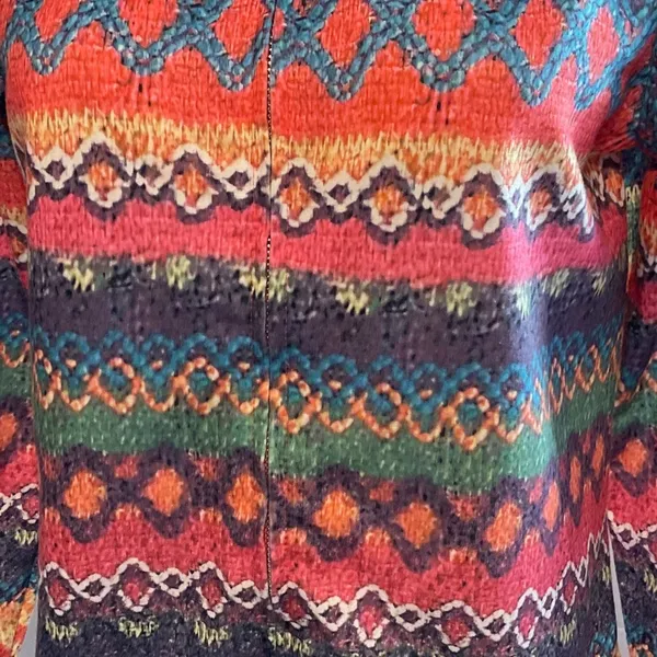 Colorful Patterned Women's Hoodie Red Size M - Image 3