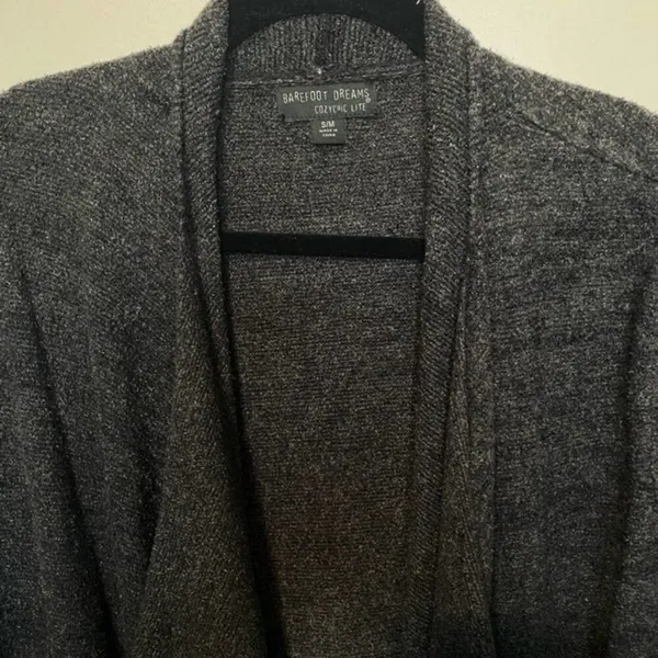 Barefoot Dreams Gray‎ / Black Cardigan Small/ Medium - Image 5
