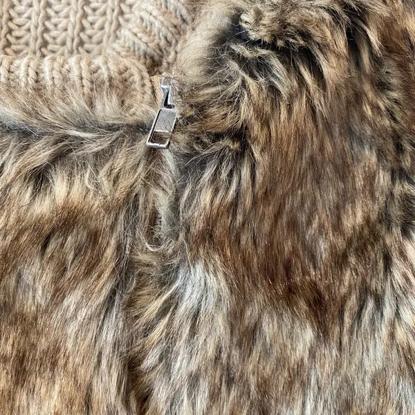 Poof Faux Fur Vest - Image 4