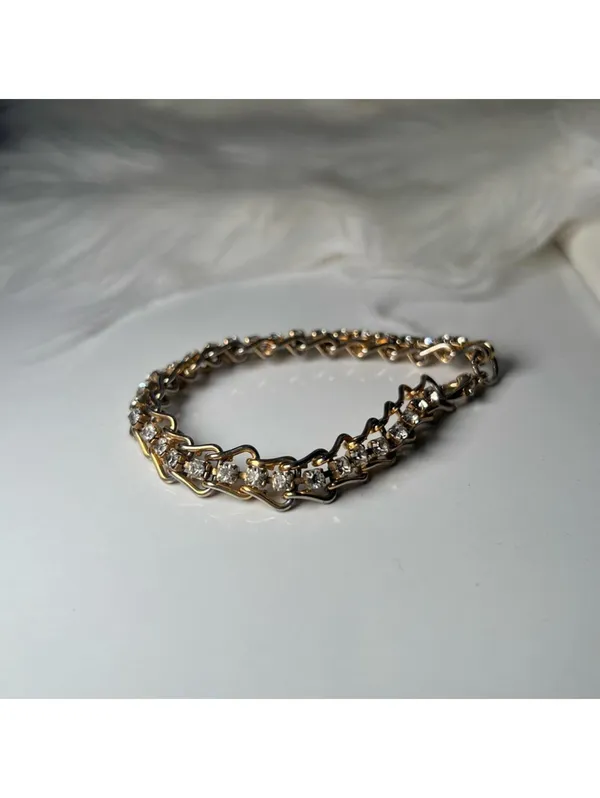 Fashion Bracelet with Gold Color Chains with Jewels - Image 2