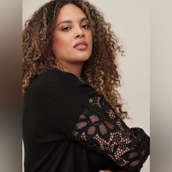 Torrid Black Eyelet Lace Balloon Sleeve Open Sweater Cardigan - size 1 - Image 10