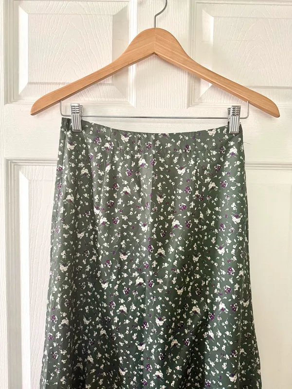 Allegra K Floral Midi Skirt - Image 9
