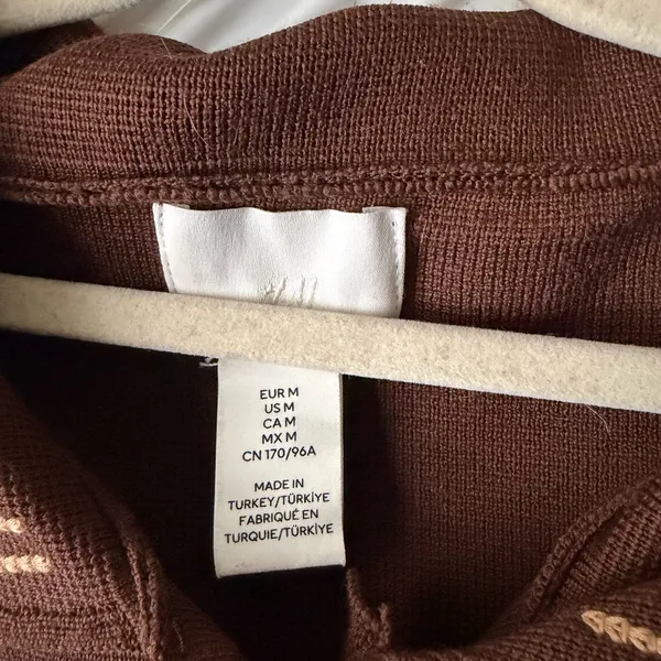 H&M Women's Brown Button-Front Jacket with Contrast Stitching - Image 5