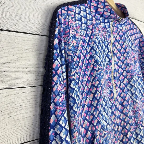 LILLY PULITZER Skipper Pullover Top Womens Small Royal Blue‎ Pink Crochet Trim - Image 3