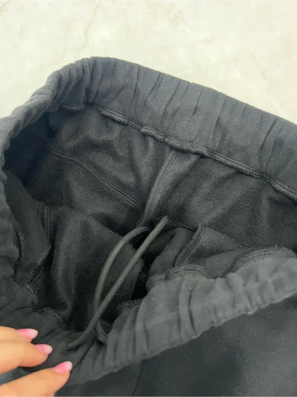 NEW Harmony Balance Black Sweatpants Size Medium - Image 2