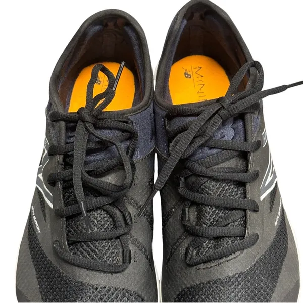 New Balance Women's 20v5 Minimus Training Size 9.5 - Image 9