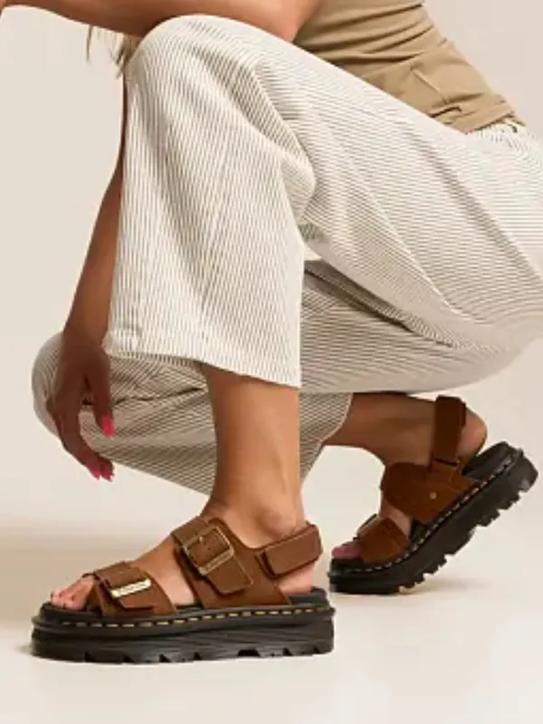 DR. MARTENS Zebzag Leather Sandal, Brown, Size 9, NWOT DISPLAY PAIR - Image 2