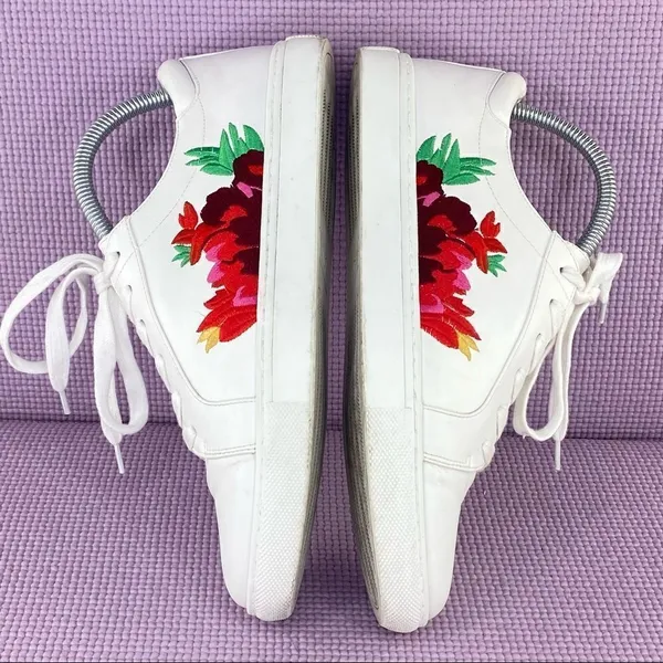 G.H. Bass & Co. Siri Floral Embroidered Lace Up Sneaker White 9‎ - Image 4
