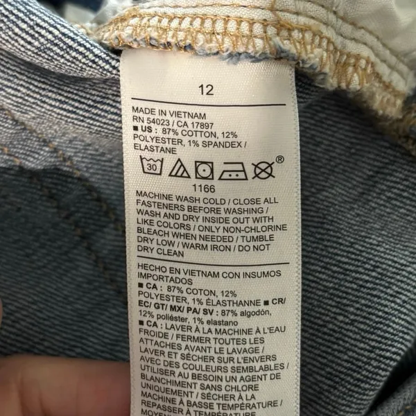 Old Navy Size 12 OG Loose Jeans High Rise Courtney Wash - Image 4