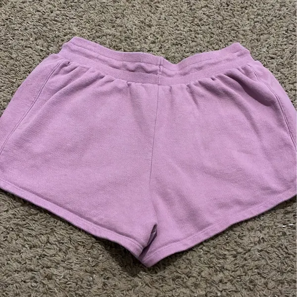 Champion shorts-Size Large - Image 4