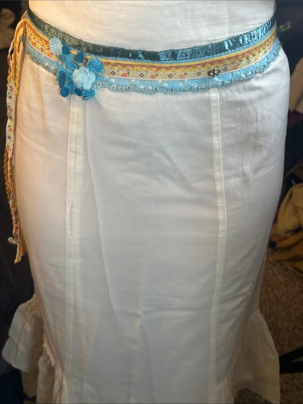 Free People Boho‎ White Cotton Blend Mermaid Maxi Skirt with Ruffle Hem - Image 4
