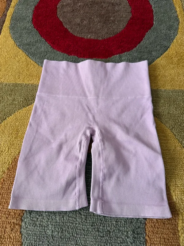 Aritzia TNA Light Purple Seamless Gym Biker Bike Shorts 7” Inseam Size XS - Image 3