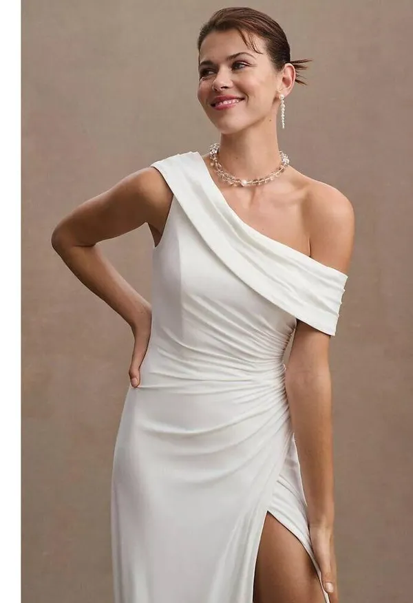 MAC DUGGAL Ruched One-Shoulder Trumpet Gown in White Size US 2 - Image 3