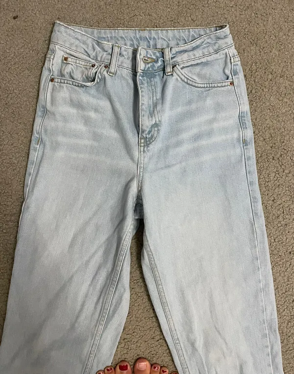 Top Shop light wash Straight Leg Jeans - Image 5