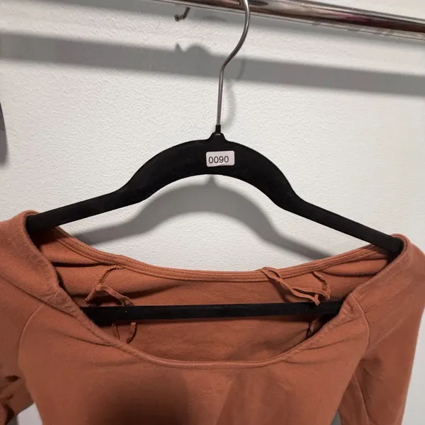 Aerie Long Sleeve Scoop Neck Crop Top Size XS Terracotta Brown Curved Hem - Image 2