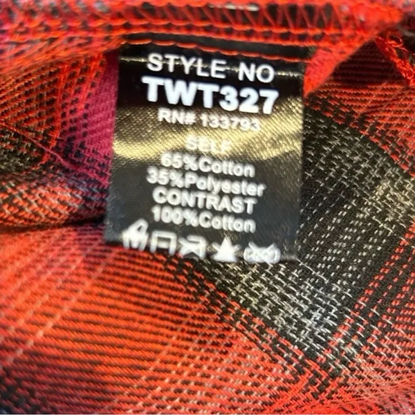 POL Button Front Lightweight Flannel Red and Black Plaid Shirt Size M - Image 4
