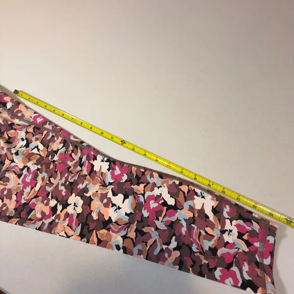 Athleta‎ Transcend Stash Tight Floral Camo High Rise Leggings L Workout Running - Image 10