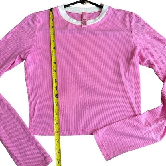 Skims Size M Ringer Long Sleeve Crop‎ Top Bubblegum Pink Soft Lounge Ribbed - Image 5