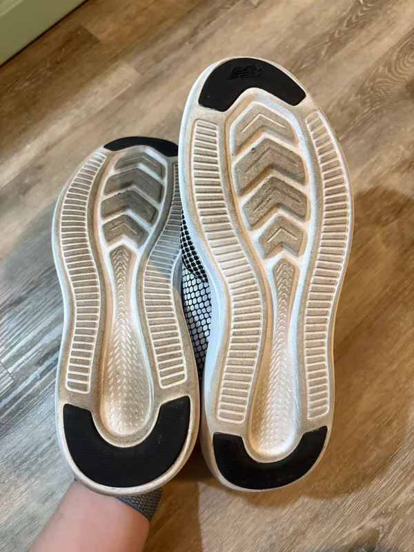 New Balance White/Black Response 2.0 Performance Insert Sneakers - Image 6
