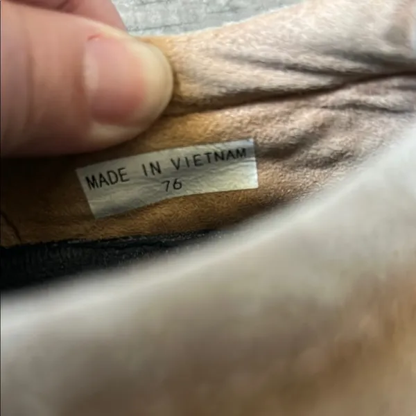 Toms Tan Suede Slip-On Flats - Image 9