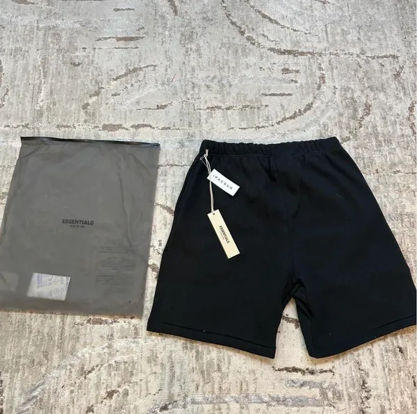 Essential Essentials Black Fear of God Hoodie and shorts set large - Image 4