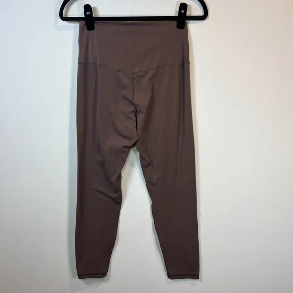 Offline by Aerie Real-Me High Rise 7/8 Leggings Brown Buttery Soft Neutral Large - Image 6