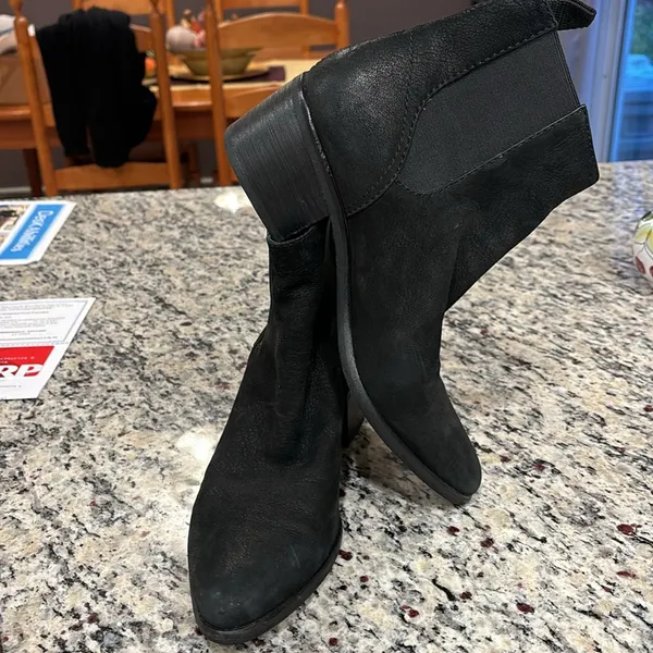 Dolce Vita black textured suede pointed toe pull on style 2” ankle boots - Image 8