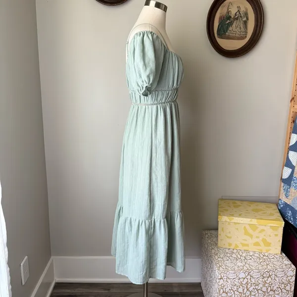 Sage green milkmaid dress - ASTR - Image 4