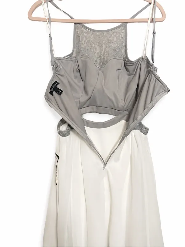 Speechless NWT White Silver Lace Cutout Beaded Homecoming Dress Size 11 - Image 14