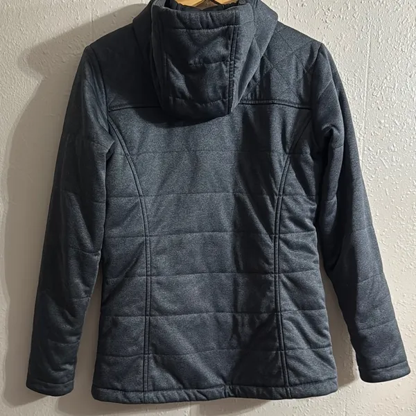 Columbia Gray Puffer Jacket with Quilted Design - Image 7