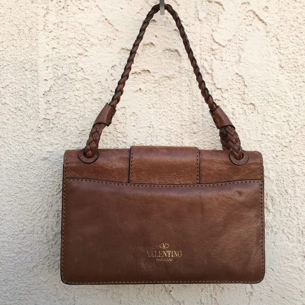 Valentino women’s Histoire braided brown leather shoulder bag - Image 4